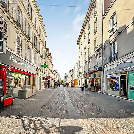 Hypercentre Proche Paris Parking Metro Train
